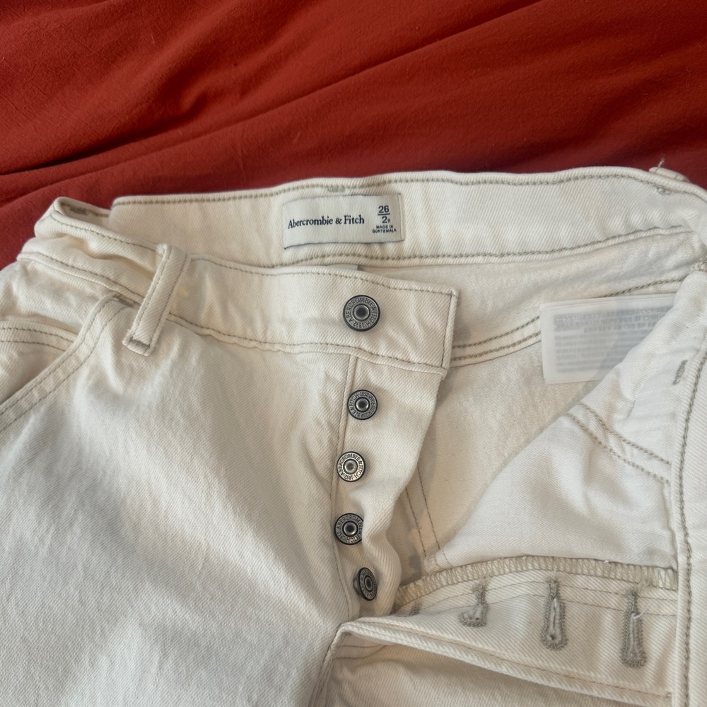Off White Abercrombie Cargo Jeans Mid Rise Curve Love Size 2 or 26 - Picture 6 of 7